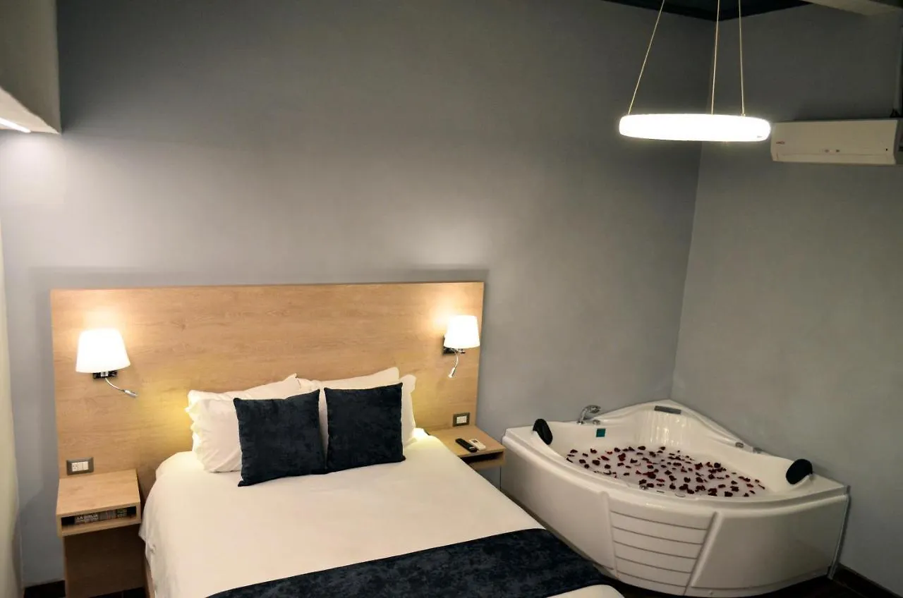 Casa Bella Boutique Hotel Антигуа-Гватемала 3*,